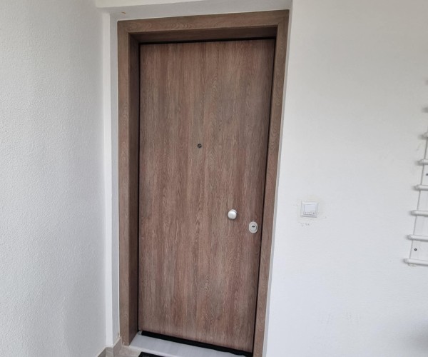 Πόρτες θωρακισμένες 054 Πόρτες θωρακισμένες 054