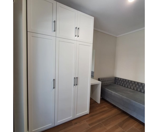 Ανοιγόμενη ντουλάπα Smart 101 Ανοιγόμενη ντουλάπα Smart 101