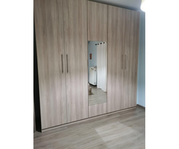 Ανοιγόμενη ντουλάπα Kelan 118