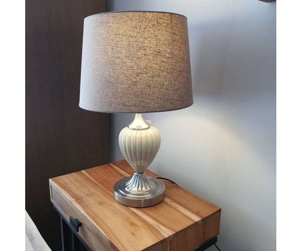 Επιτραπέζιο φωτιστικό 024