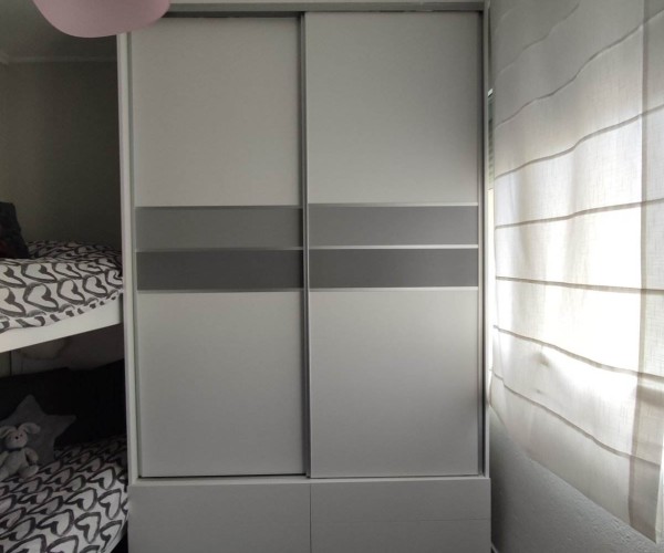 Συρόμενη ντουλάπα Vivid 108 Συρόμενη ντουλάπα Vivid 108