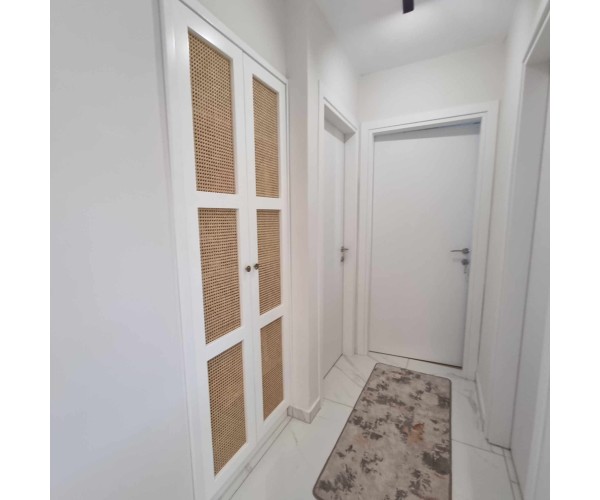 Ανοιγόμενη ντουλάπα Windy 052 Ανοιγόμενη ντουλάπα Windy 052