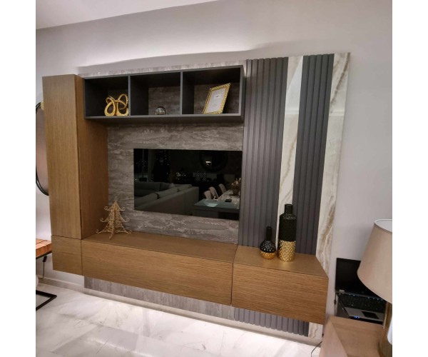 Σύνθεση Miranda 208