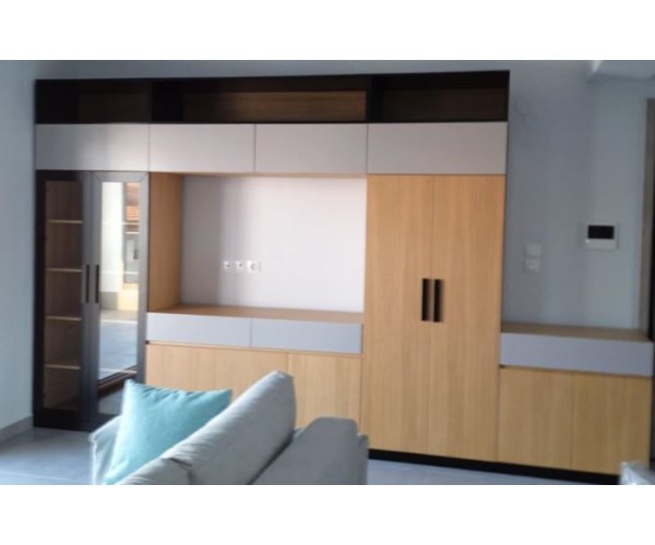 Σύνθεση Katherine 221