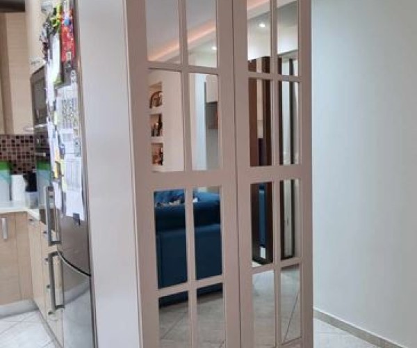 Ανοιγόμενη ντουλάπα Brigitte 113