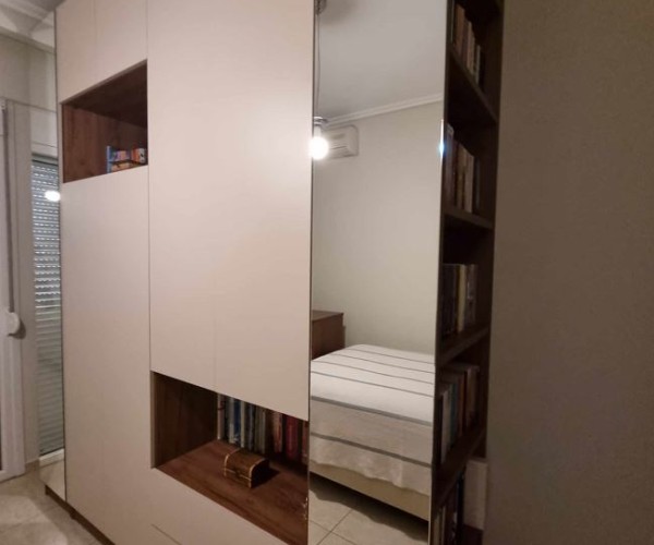 Ανοιγόμενη ντουλάπα Luisa 114