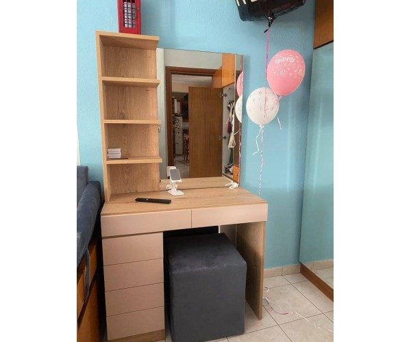 Έπιπλο boudoir Round 382